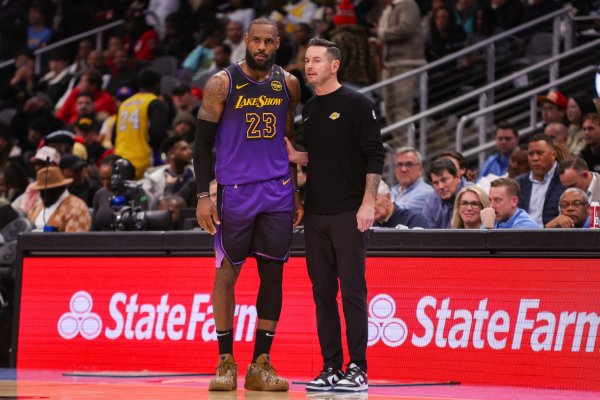 Redick: James hiện tại có tinh thần tuyệt vời. Tôi thường giao tiếp với James trong thời gian nghỉ p
