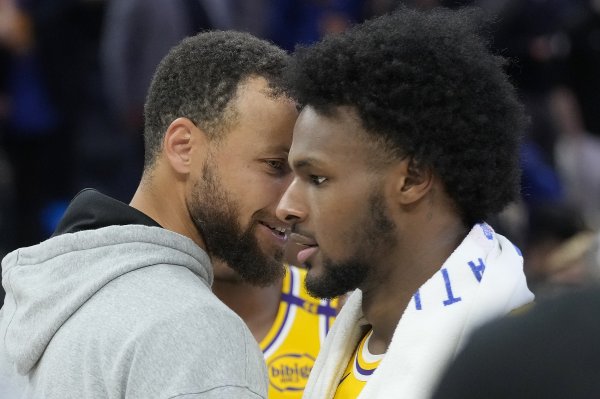 Kwame: Curry đã là một đội Cad