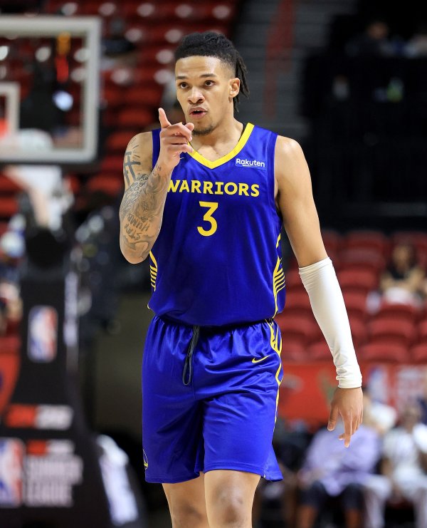 Kerr: Richard biết chơi& chủ động phòng ngự và có thể ghi ba điểm. Anh ấy sẽ được dành thời gian