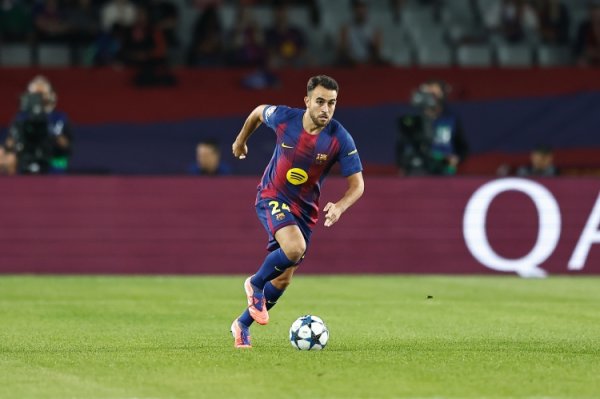 Garcia: Flick quyết định giữ tôi sau trận gặp Benfica, trận đấu đó đã thay đổi mọi thứ