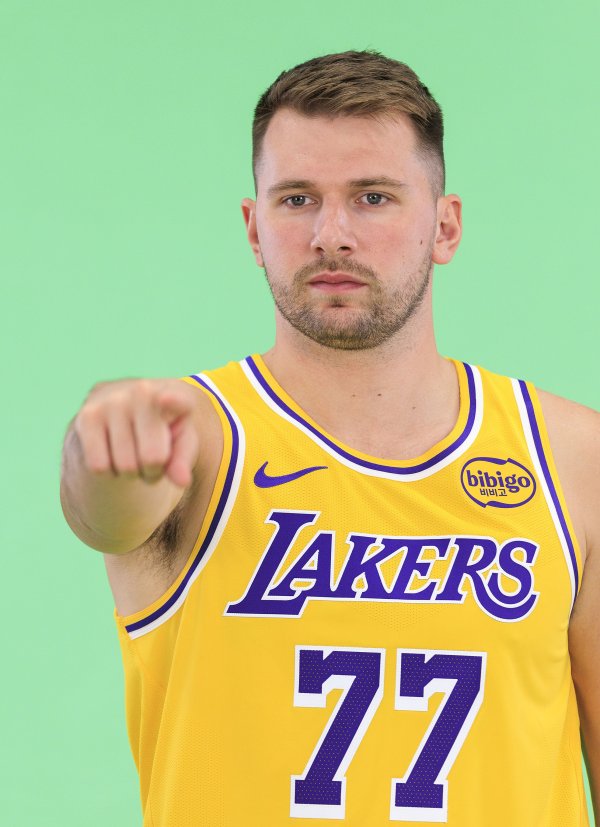 Doncic: Vẫn còn hai buổi tập trước khi mùa giải bắt đầu. Chúng ta vẫn cần phải sắp xếp một số thứ.