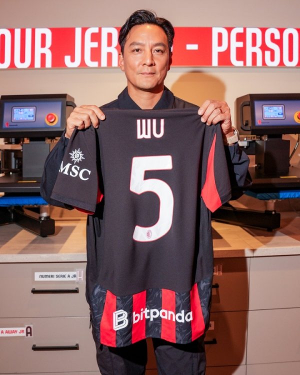 Đây là người bạn quán bar nào?