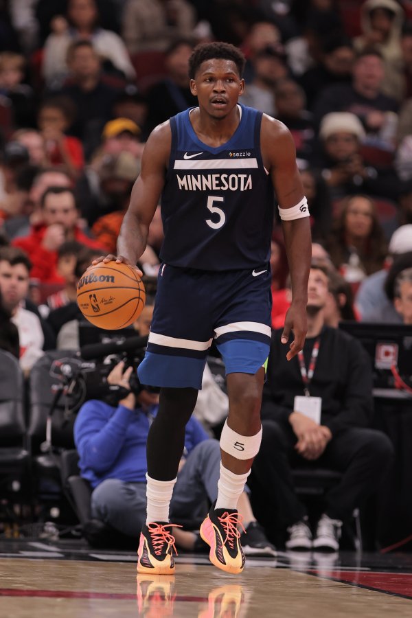 Edwards nói về cú đánh tầm tru