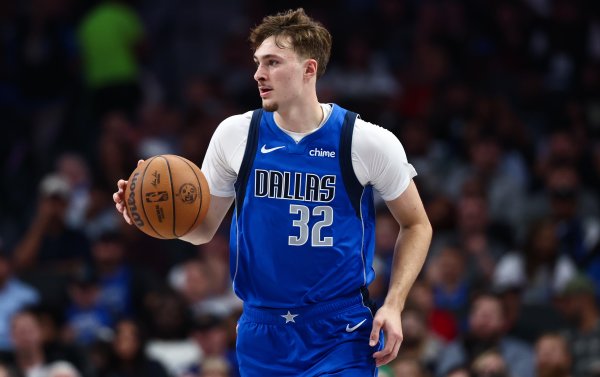 Russell: Mọi người đều muốn Flagg phát dữ liệu kiểu KD. Anh ấy không bao giờ dừng lại trong cả tấn c