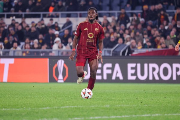 Luo Ti: Milan đã theo đuổi Cone hai lần. Paris sẵn sàng ra giá 60 triệu euro nhưng Roma muốn giữ anh