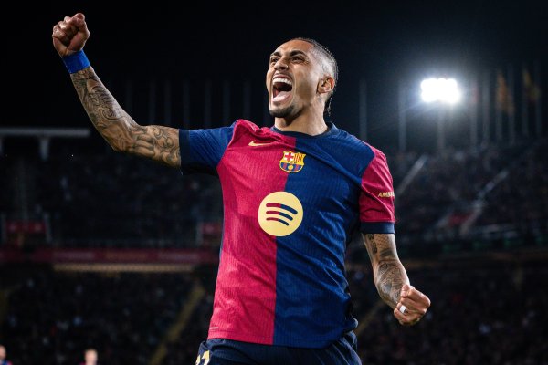 Mọi người: Quá trình hồi phục của Raphinha đang diễn ra tốt đẹp và anh dự kiến ​​sẽ tới Vigo cùng Ba