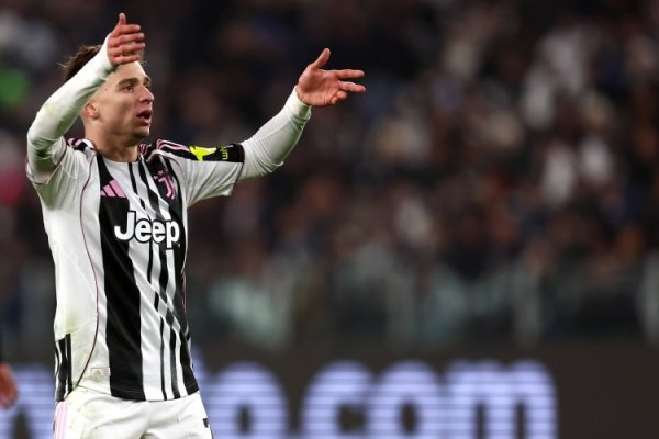 Truyền thông Italy: Cơn giận của Conceicao không nhắm vào Spalletti vì suýt bị nhiếp ảnh gia vấp ngã