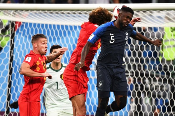 Umtiti: Tôi xin lỗi đã ghi bàn vào lưới Bỉ ở World Cup 2018, nhưng trận đấu chỉ có thể có một người 