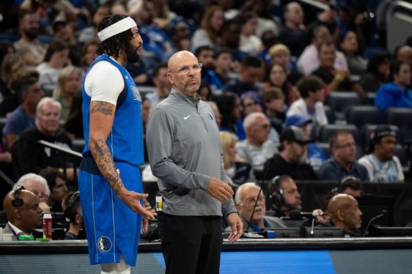 Kidd: Các cầu thủ bị chấn thương của chúng tôi đều đang nỗ lực hồi phục. Irving rất mong muốn được g