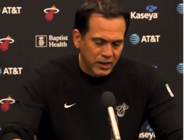 Spoelstra: Chúng tôi sẽ bắt đầu giải quyết vấn đề ngay lập tức. Tôi hy vọng những bài học mà sự mất 