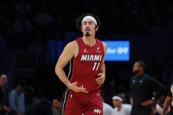 Đầu ra ổn định! Husker ghi được 11 điểm và 2 pha kiến ​​​​tạo khi bắn 4/8 trong hiệp, số điểm cao nh